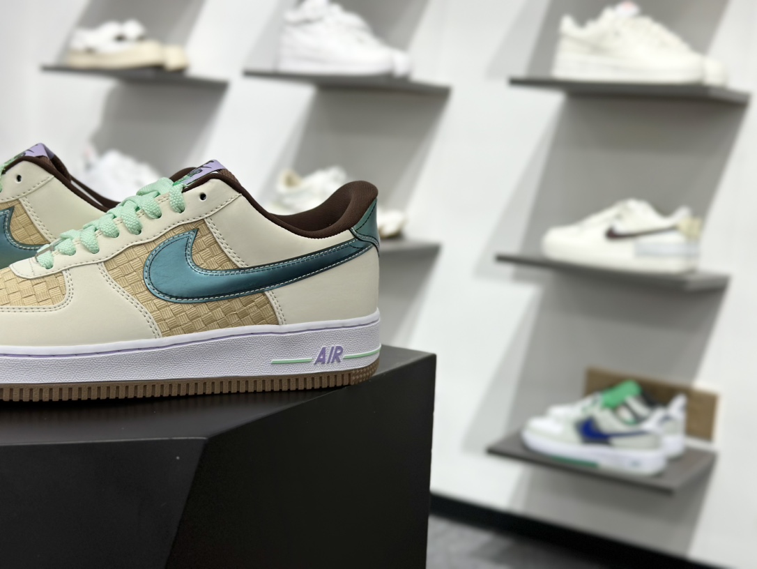 200 Nike Air Force 1 Low 07 米黄绿 IB5722-100