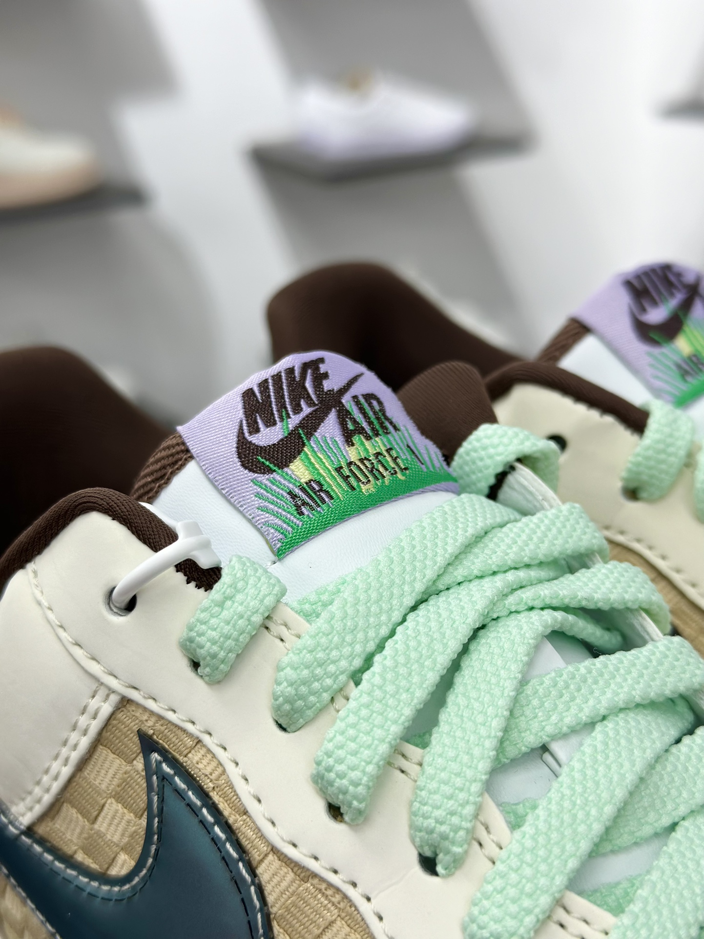 200 Nike Air Force 1 Low 07 米黄绿 IB5722-100