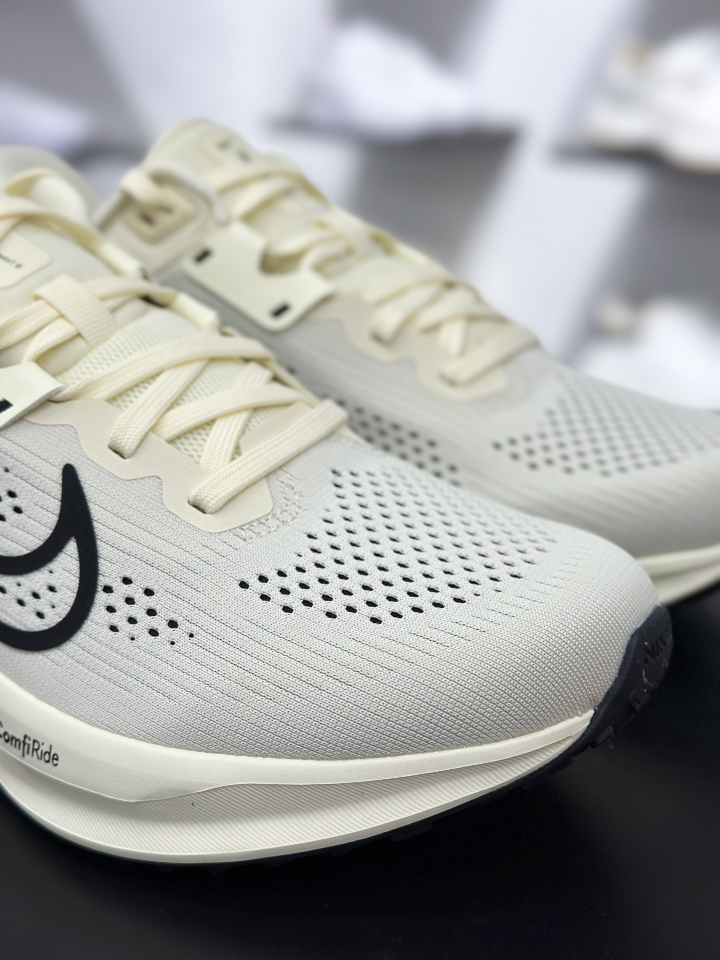 耐克Nike Zoom Quest 6 探索者6代系列低帮轻质透气休闲运动跑步鞋“网织米黄黑” FD6033-104