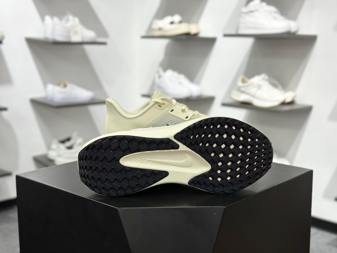 耐克Nike Zoom Quest 6 探索者6代系列低帮轻质透气休闲运动跑步鞋“网织米黄黑” FD6033-104