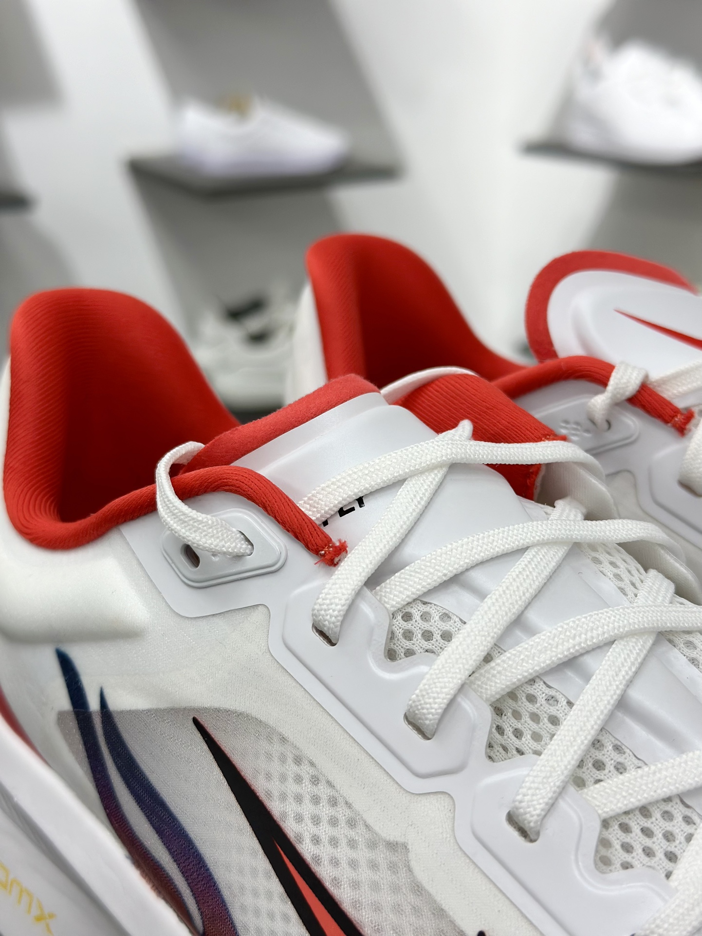 耐克Nike Zoom Fly 6 Premium”Ekiden Pack”飞行6代马拉松系列低帮慢跑鞋“针织白红火焰” HQ3498-100