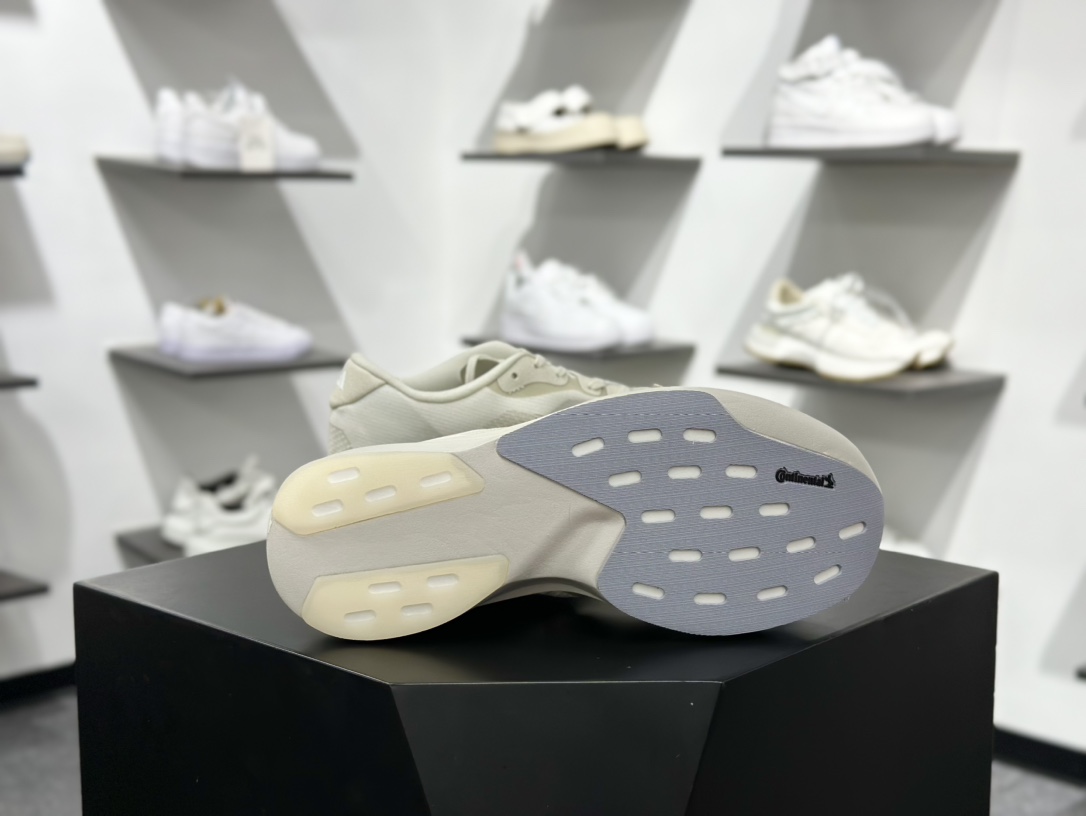 200 AD Adizero Evo SL 阿迪超轻透气缓震跑鞋 JR3419