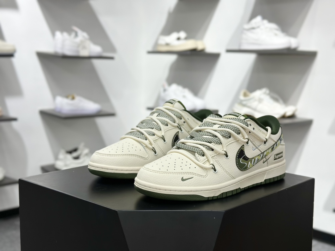300 Nike SB Dunk Low x Supreme 白绿小勾满天星 DM6868-081