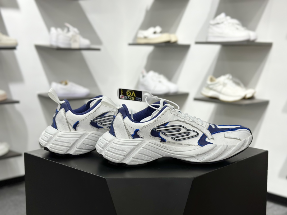 420 Balenciaga巴黎世家 Monday 白色 825418WDWTS4090