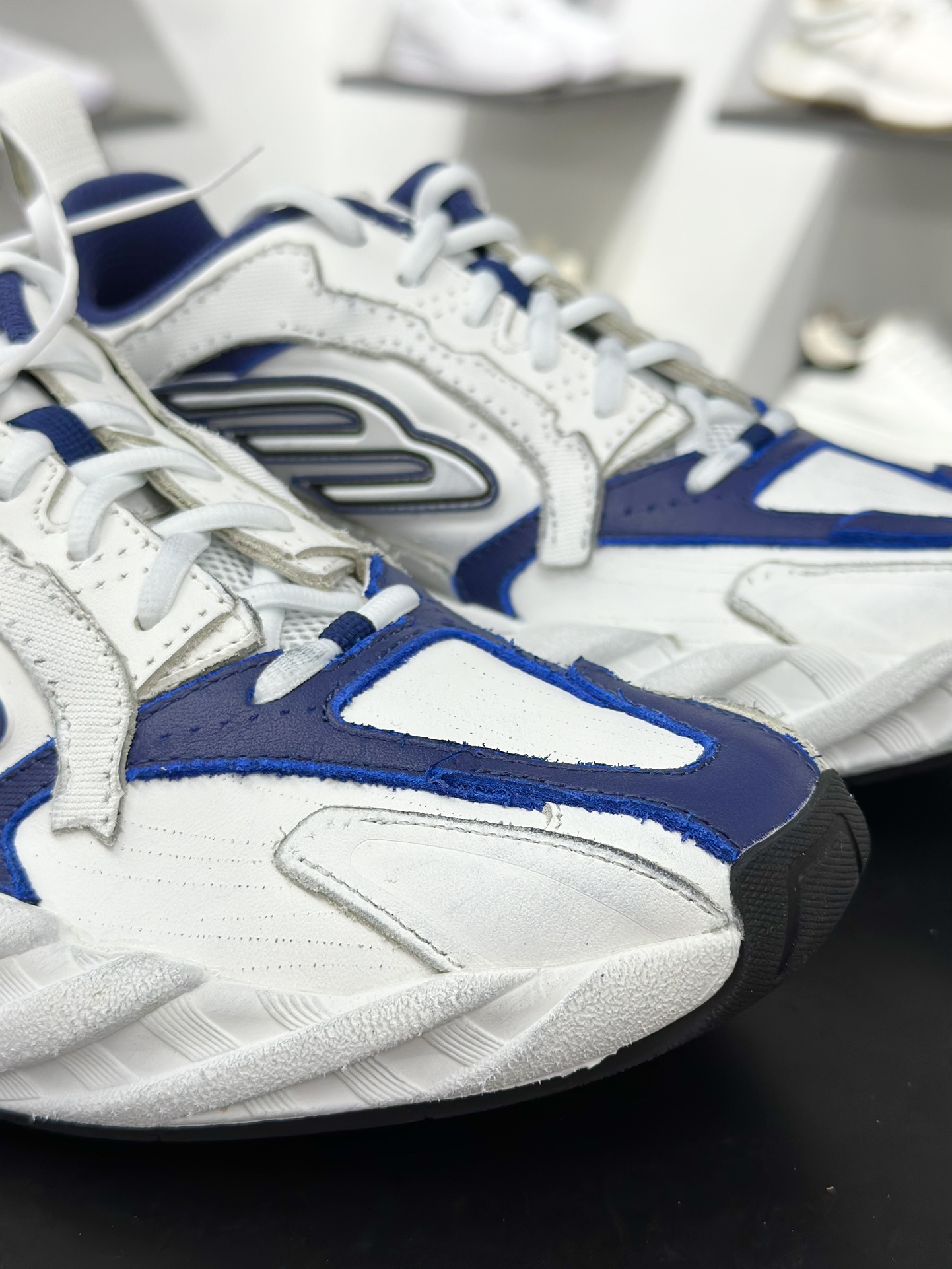 420 Balenciaga巴黎世家 Monday 白色 825418WDWTS4090