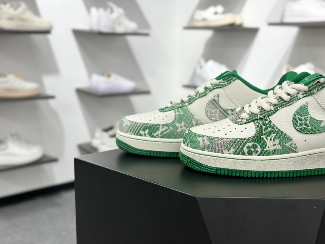 260 Nike Air Force 1 Low LV联名 SC9207-538