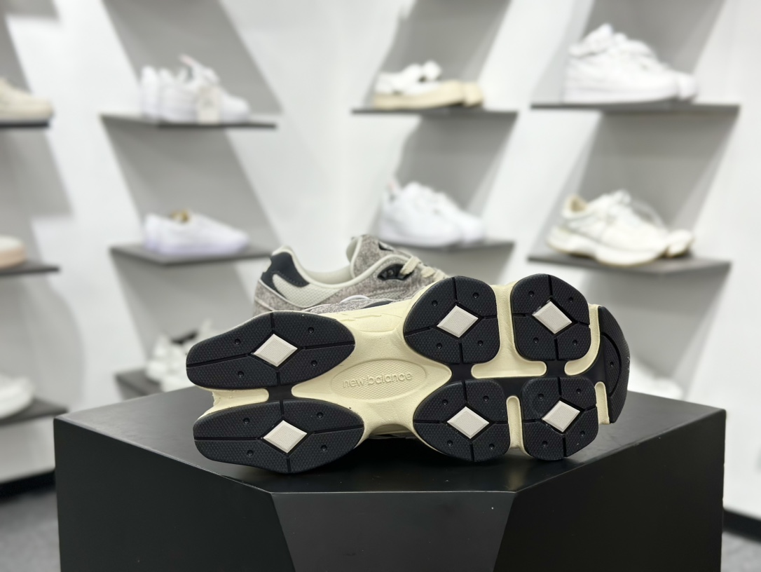 240 New Balance NB 9060 千禧小象蹄 灰黑色 U9060SNA