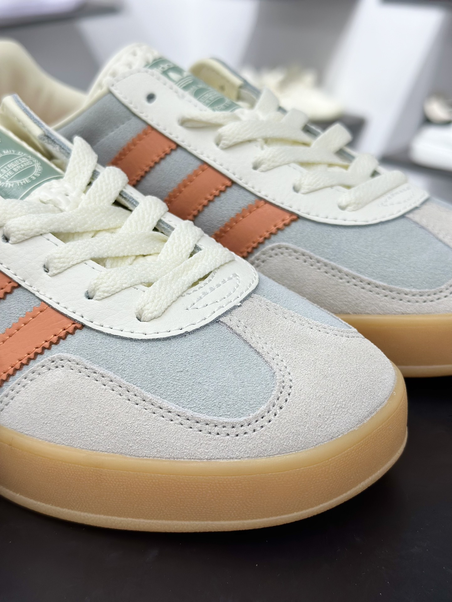 160 AD Originals Gazelle Indoor 灰绿橘 三叶草复古休闲运动板鞋 JQ0011
