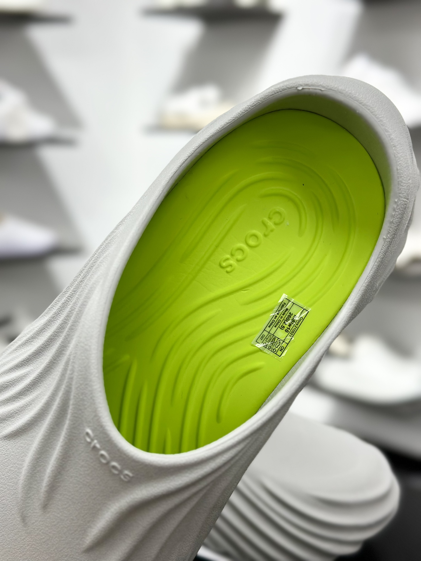 130 Crocs Classic Clog 卡骆驰经典简约休闲沙滩洞洞拖鞋凉鞋