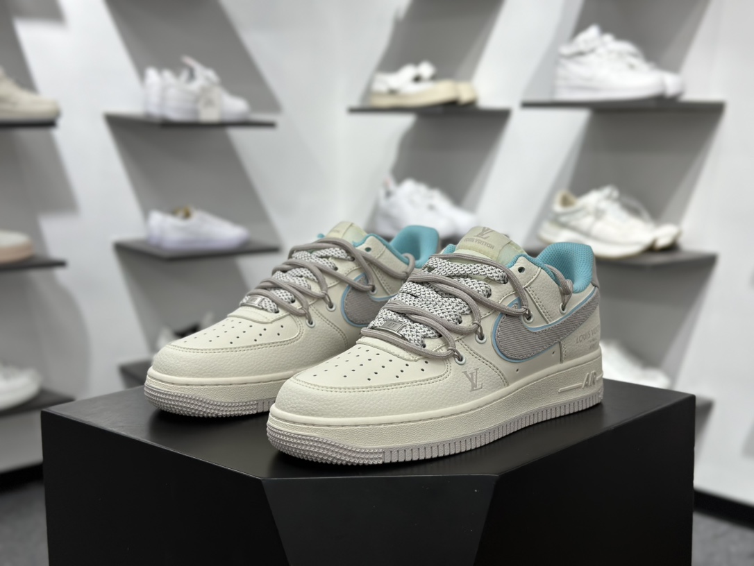 260 Nike Air Force 1 Low 07 x Louis Vuitton 白蓝满天星 DM6868-095