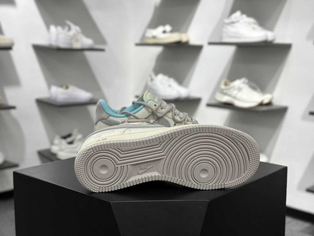 260 Nike Air Force 1 Low 07 x Louis Vuitton 白蓝满天星 DM6868-095