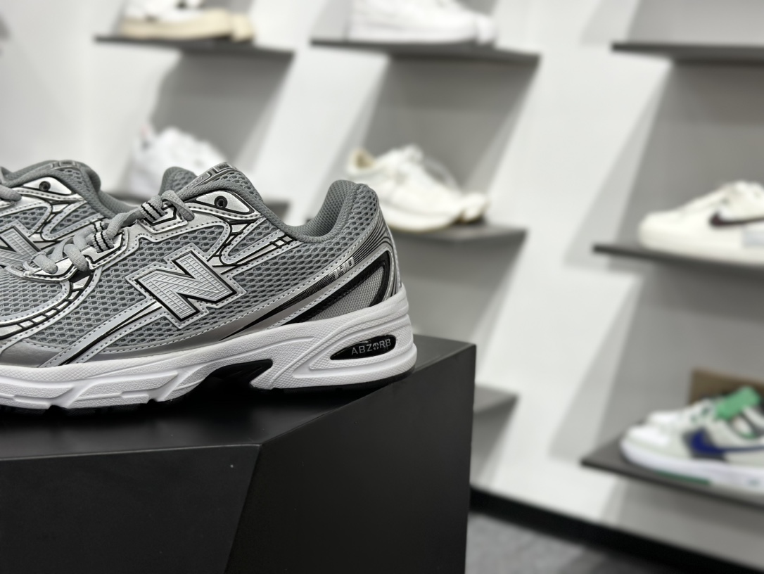 200 New Balance 新百伦 U740JPG 复古休闲慢跑鞋