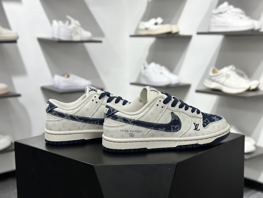 路易威登Louis Vuitton x Nike SB Dunk Low”LV Monogram”扣篮系列低帮滑板板鞋“牛仔蓝米白LV提花” SC9772-80