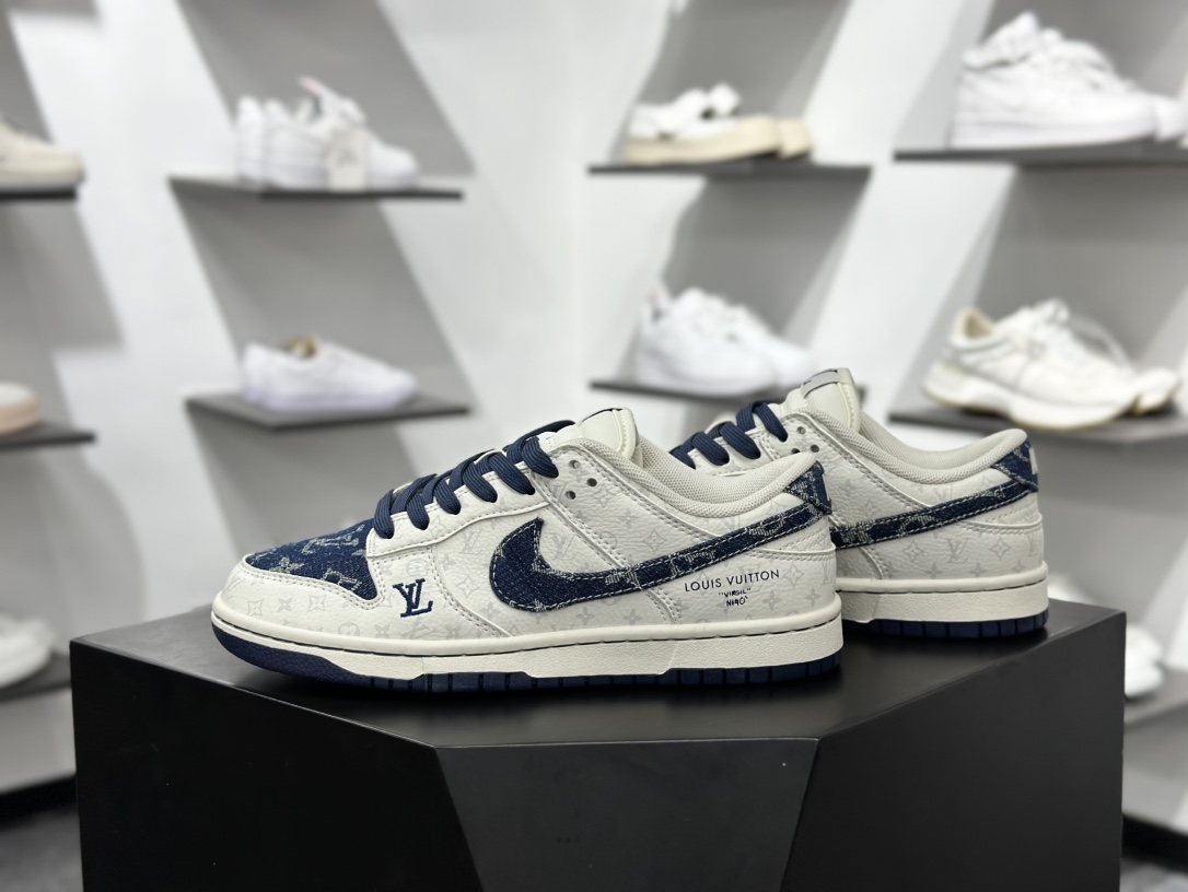 路易威登Louis Vuitton x Nike SB Dunk Low”LV Monogram”扣篮系列低帮滑板板鞋“牛仔蓝米白LV提花” SC9772-80