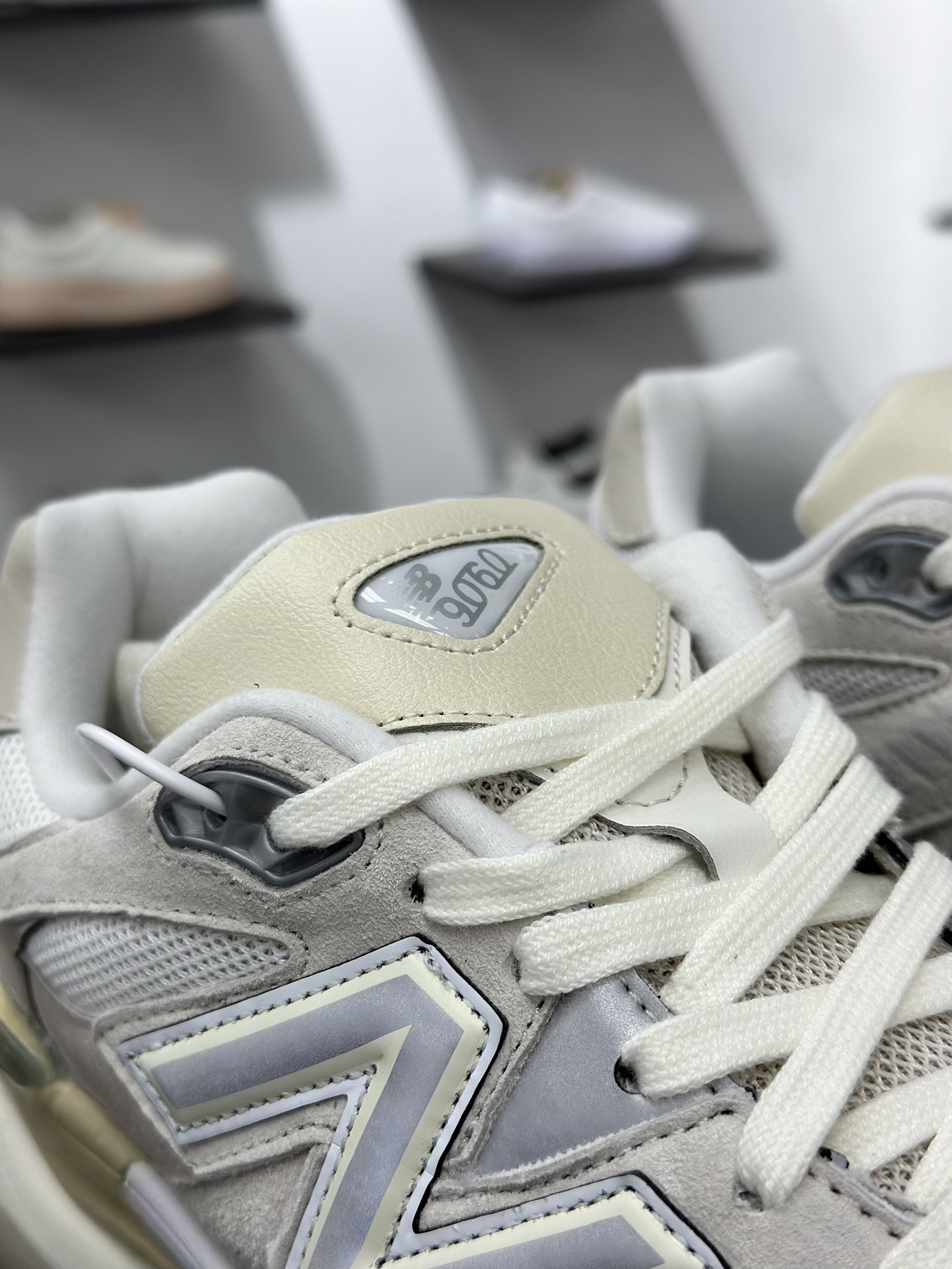 240 Joe Freshgoods x New Balance NB9060 联名款 复古休闲运动慢跑鞋 U9060WHT