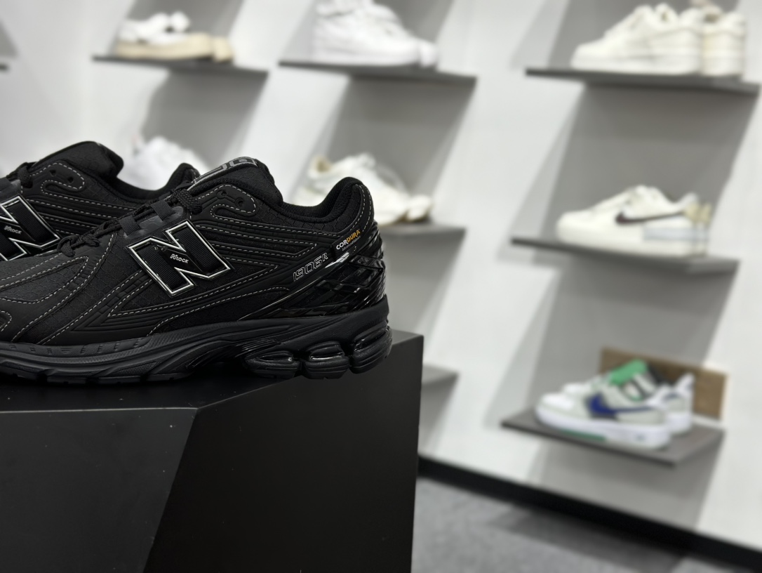 200 New Balance U1906系列 复古单品宝藏老爹鞋款 M1906RWF