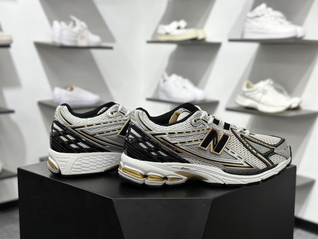 220 New Balance M1906R系列 复古老爹防滑耐磨低帮 跑步鞋 M1906RA