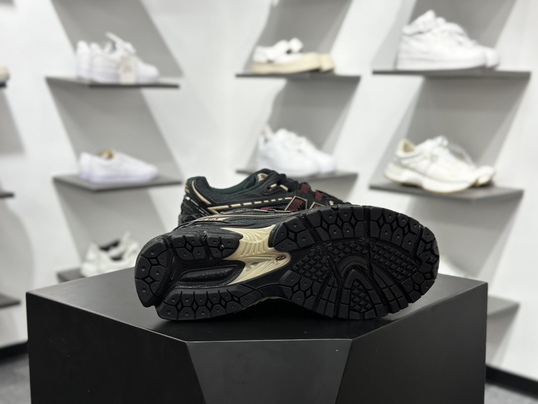 220 New Balance M1906R系列 复古老爹防滑耐磨低帮 跑步鞋 M1906RKS