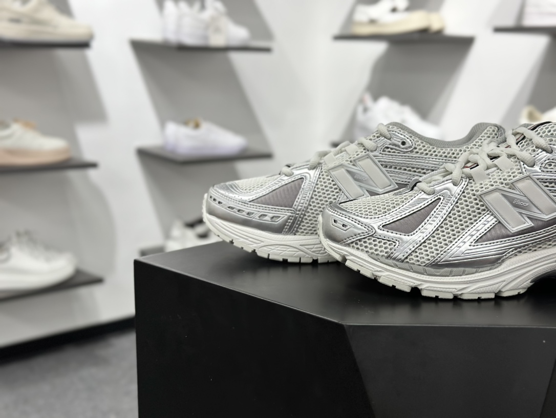 220 New Balance M1906R系列 复古老爹防滑耐磨低帮 跑步鞋 M1906RCB
