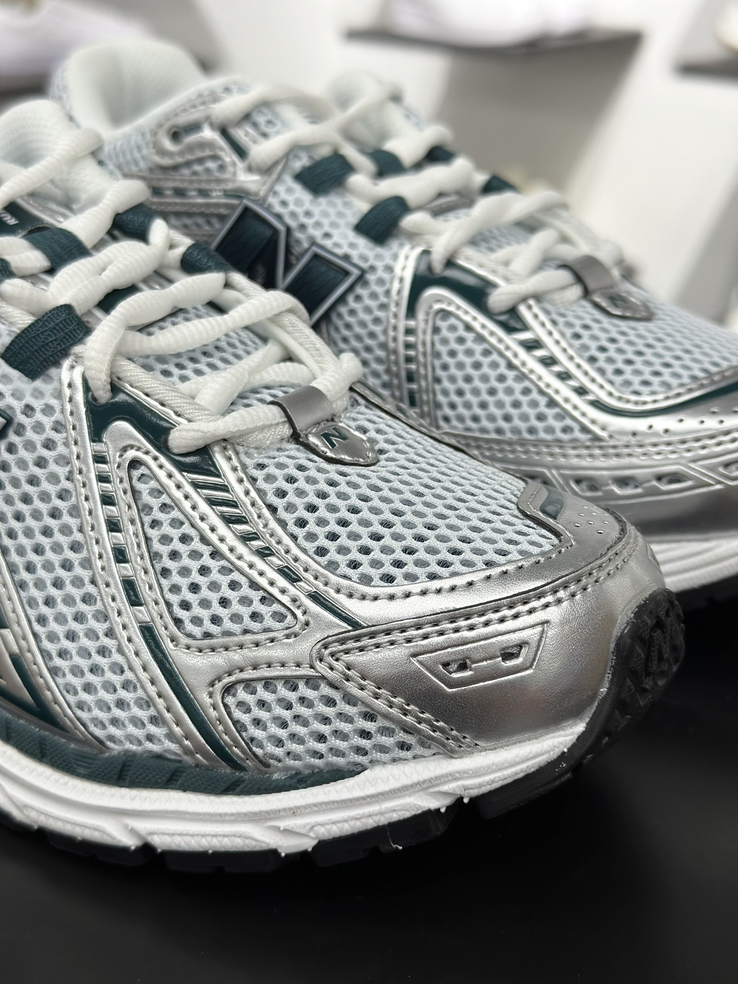 New Balance M1906R系列 复古老爹防滑耐磨低帮 跑步鞋 M1906RCE