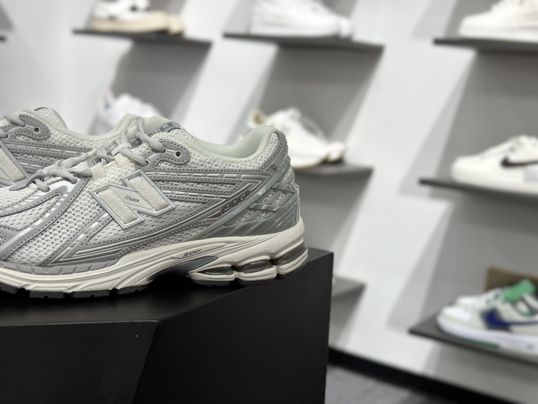 New Balance M1906R系列 复古老爹防滑耐磨低帮 跑步鞋 M1906RJM