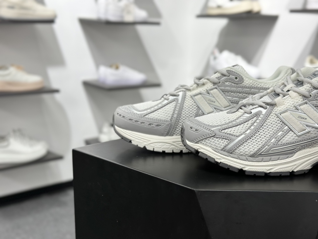 New Balance M1906R系列 复古老爹防滑耐磨低帮 跑步鞋 M1906RJM