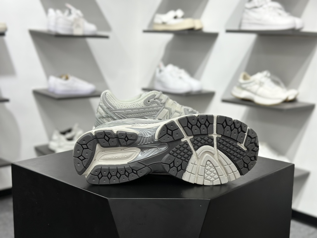 New Balance M1906R系列 复古老爹防滑耐磨低帮 跑步鞋 M1906RJM