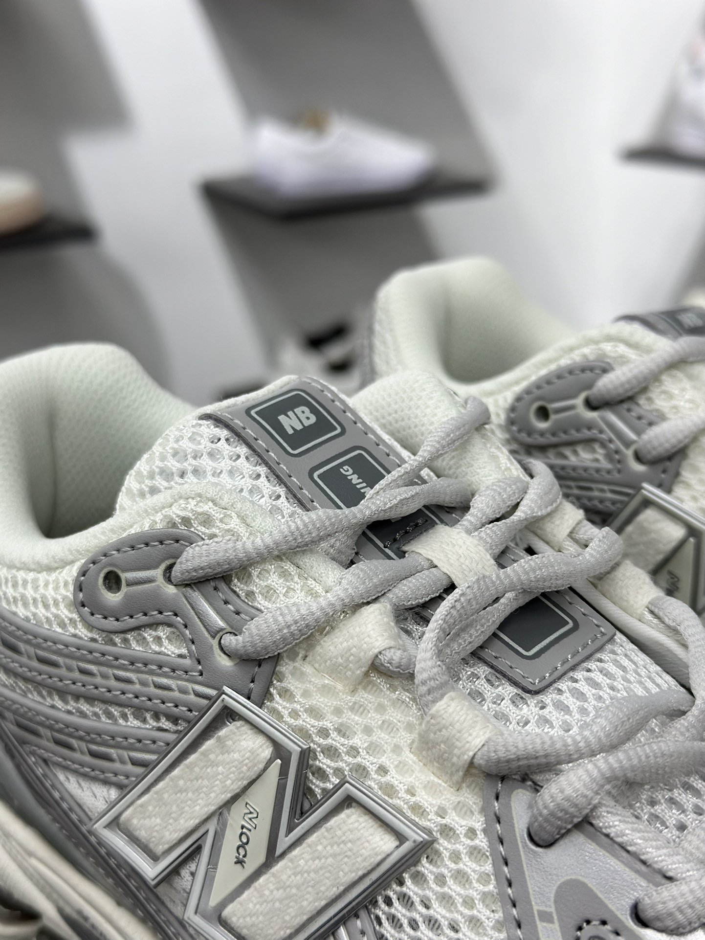 New Balance M1906R系列 复古老爹防滑耐磨低帮 跑步鞋 M1906RJM