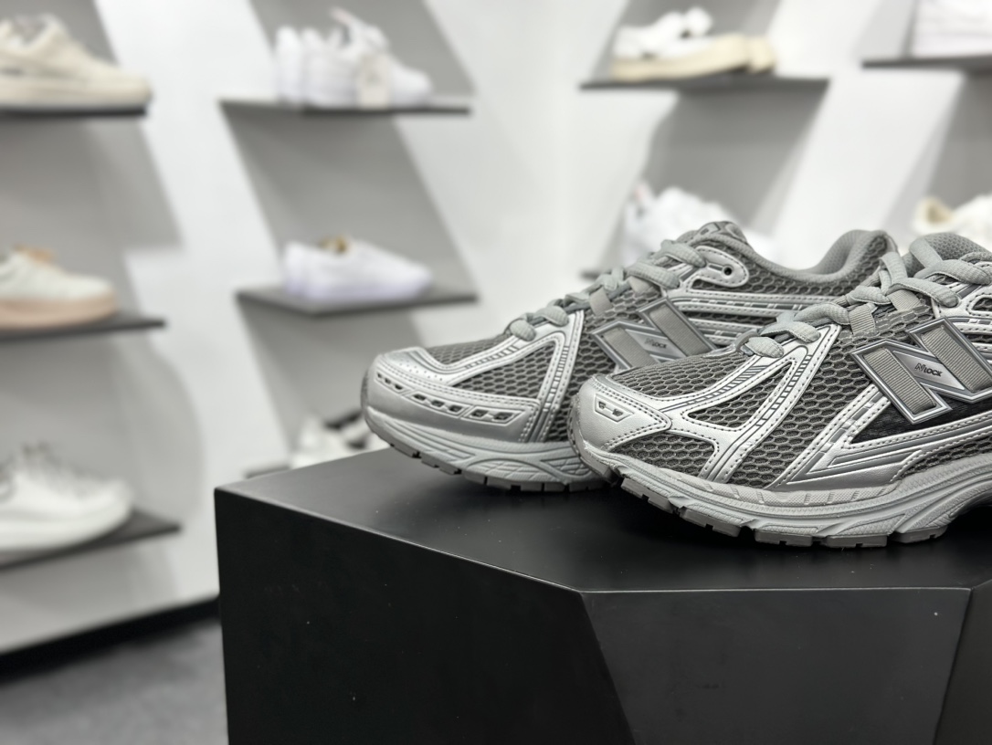 220 New Balance M1906R系列 复古老爹防滑耐磨低帮 跑步鞋 M1906REH