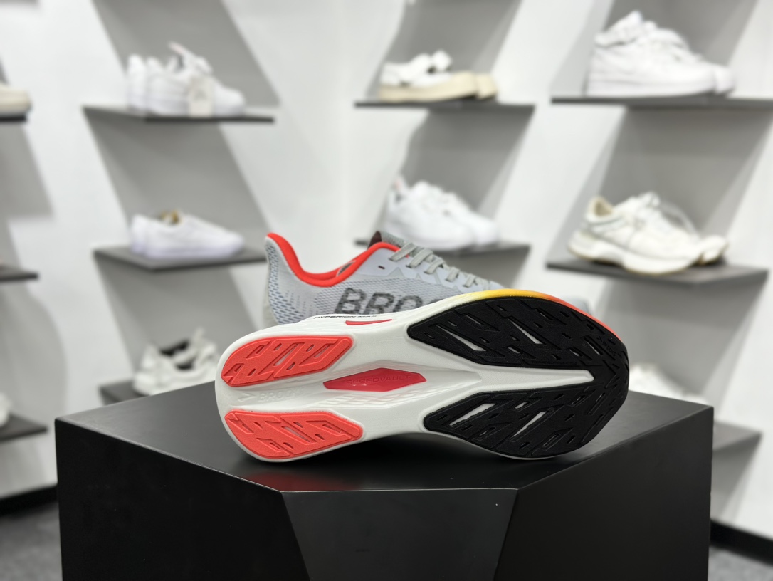 Brooks Hyperion Max 2 布鲁克斯 烈风2系列低帮透气缓震支撑休闲运动慢跑鞋 110434 1D 443