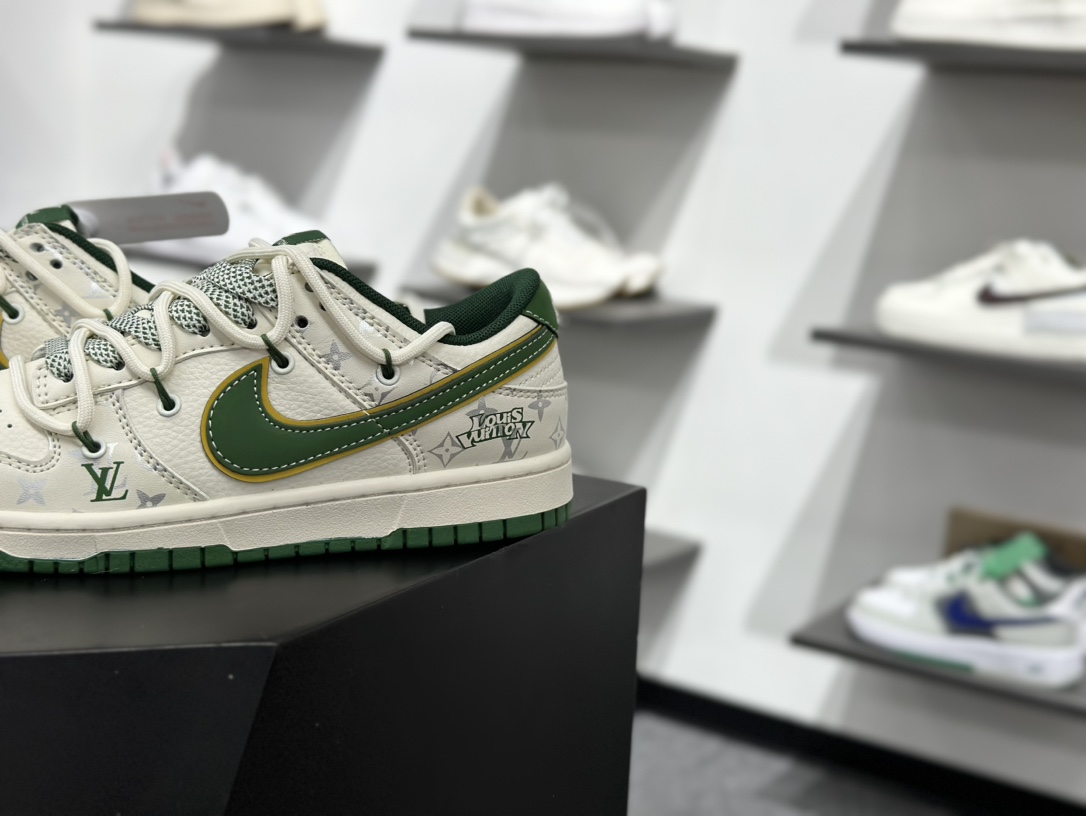 NK Dunk Low Retro ”DIY高端定制” Sup白绿花钩解构 低帮休闲运动板鞋 DM6868-081