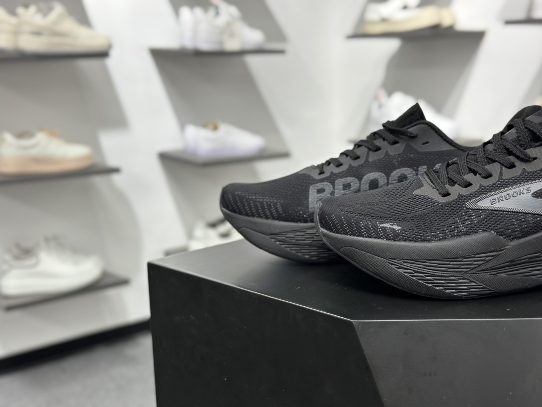 Brooks Hyperion Max 2 布鲁克斯 烈风2系列低帮透气缓震支撑休闲运动慢跑鞋 110434 1D 410
