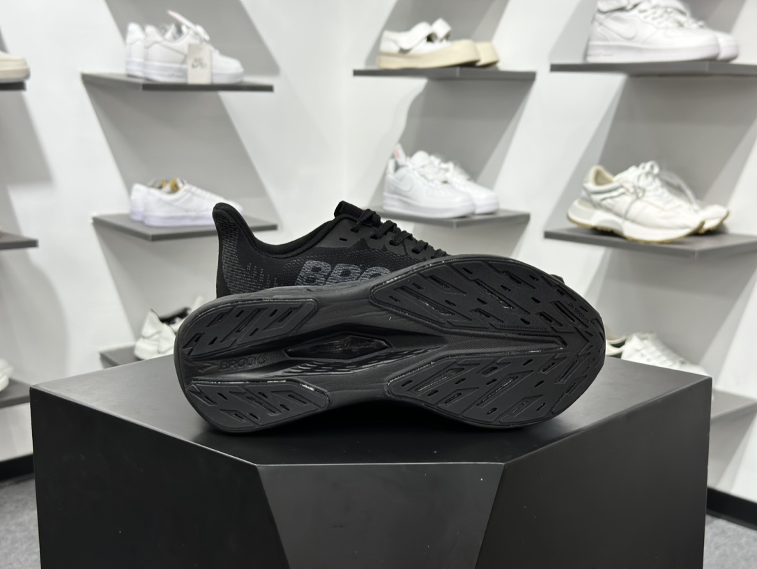 Brooks Hyperion Max 2 布鲁克斯 烈风2系列低帮透气缓震支撑休闲运动慢跑鞋 110434 1D 410