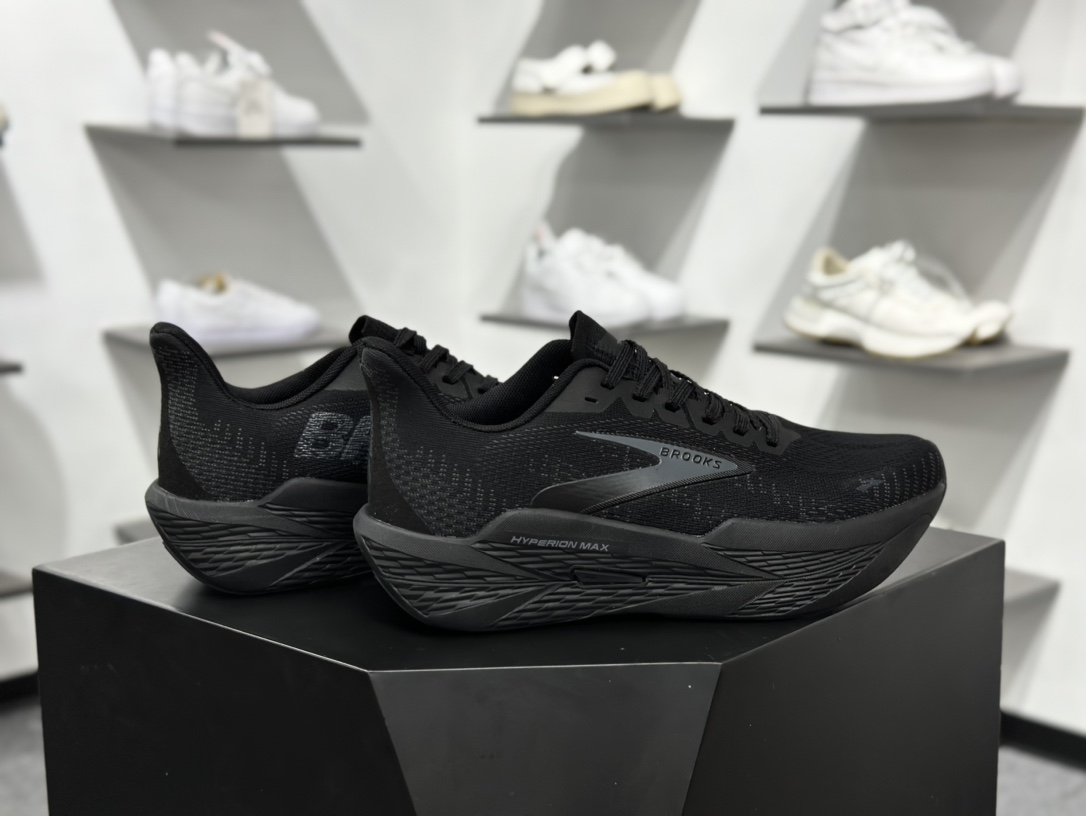 Brooks Hyperion Max 2 布鲁克斯 烈风2系列低帮透气缓震支撑休闲运动慢跑鞋 110434 1D 410