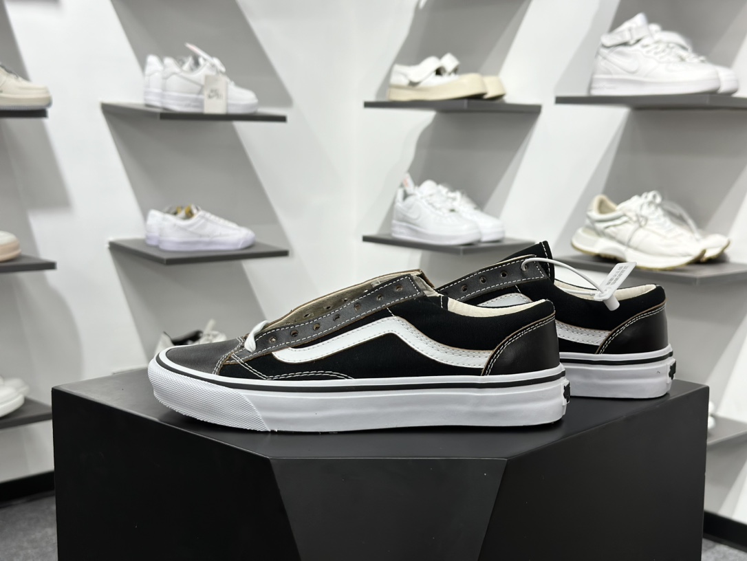 Vans Knu Skool 黑白 万斯低帮复古休闲硫化面包鞋