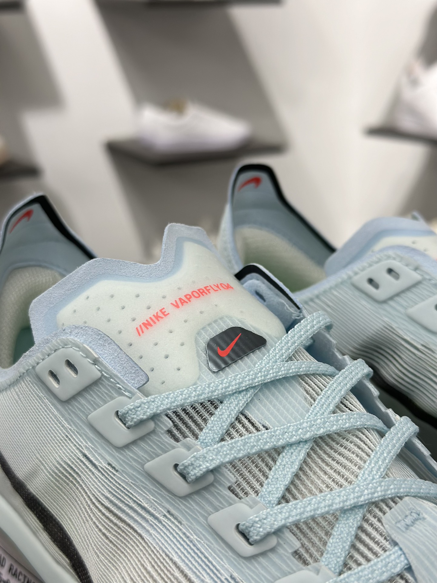 NK Air Zoom Alphafly 3 阿尔法飞行3代系列马拉松轻量竞速运动跑鞋 HF6412-400