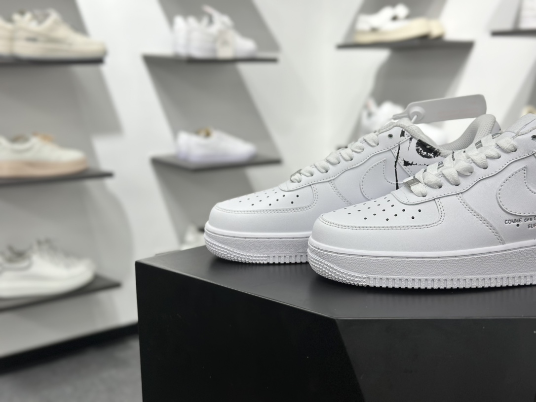 Nike Air Force 1 Low 07 纯白涂鸦 923044-100
