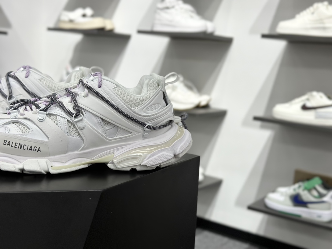 500 Balenciaga Track Sneaker Tess s.Gomma Res BI ALV/TIS EFF NUBUK/TIS E 巴黎世家官方同步潮流跑鞋 WTRHK9050
