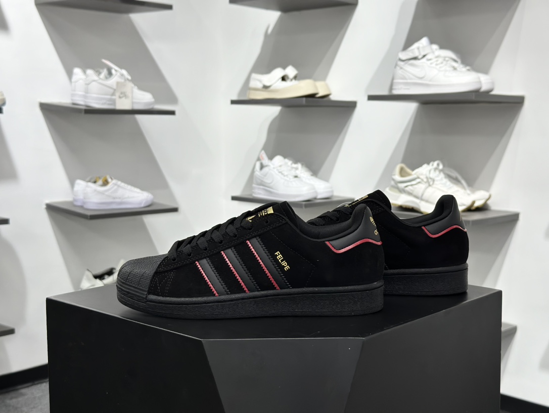 Felipe Gustavo x AD Originals Superstar 联名黑红贝壳头 JR7831