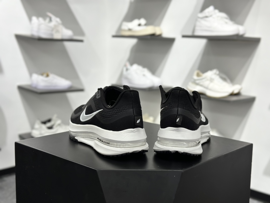 2025年跑鞋王者降临 耐克推出的顶级飞马 Nike Pegasus Premium 全掌气垫 纤维气柱网面跑步鞋 HQ2592-100