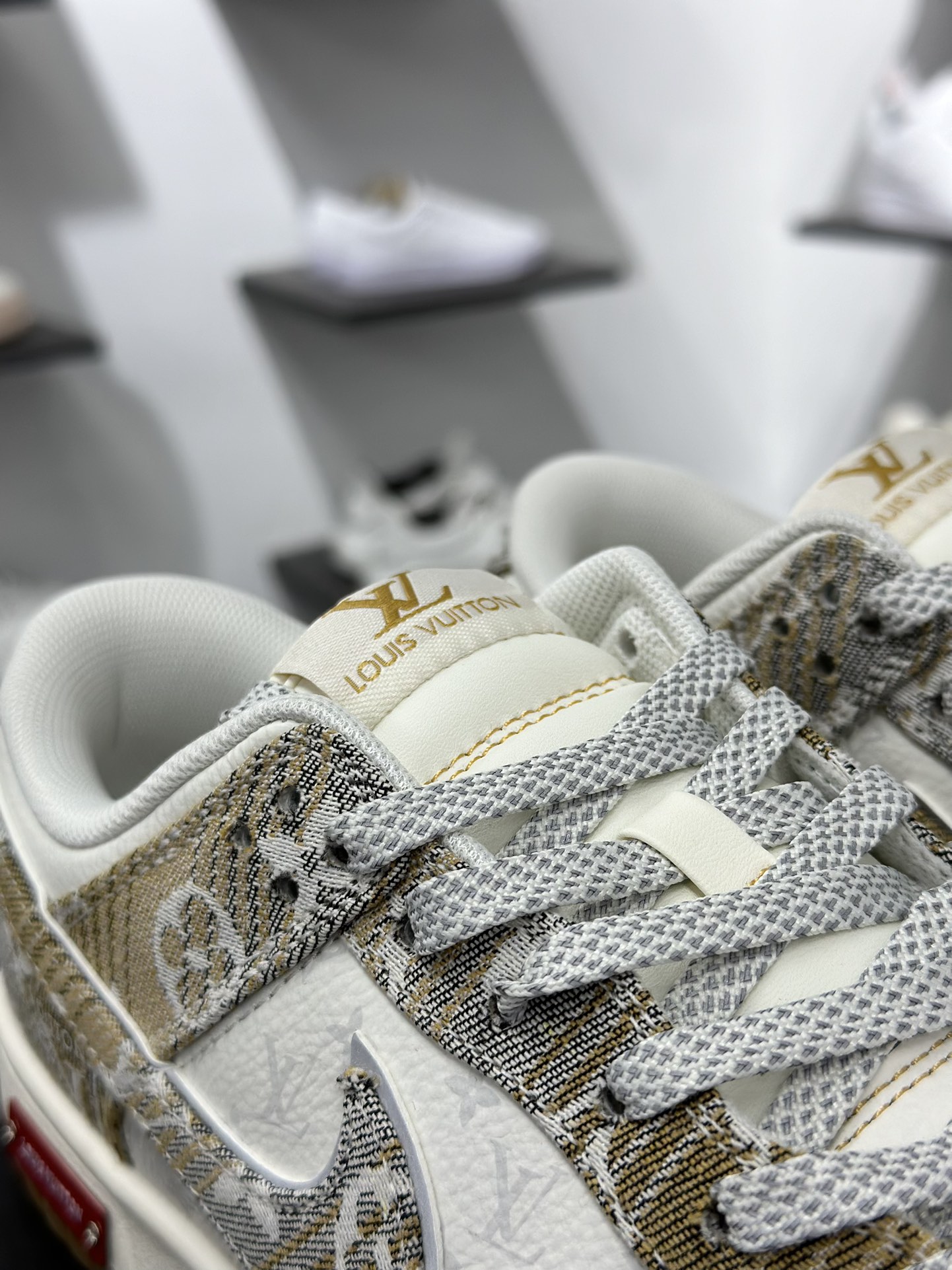 Nike SB Dunk Low LV联名 SC9772-810
