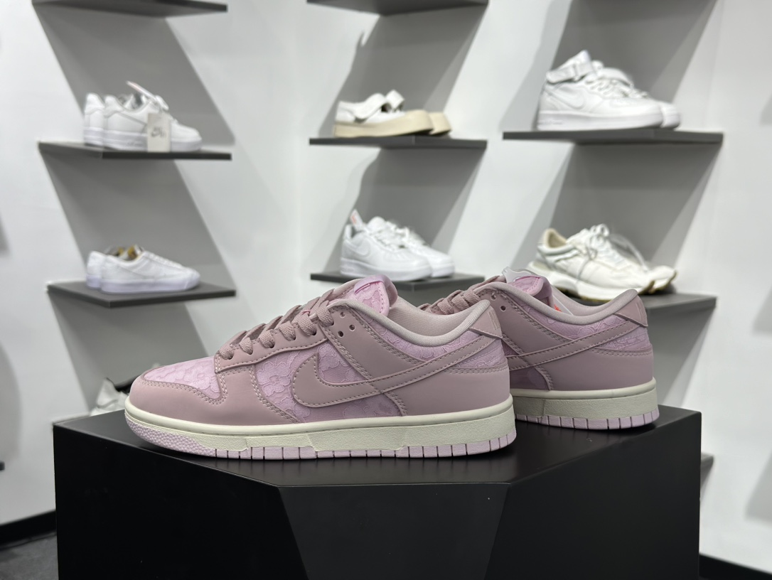 NIKE SB Dunk Low 白粉 HJ5870-600