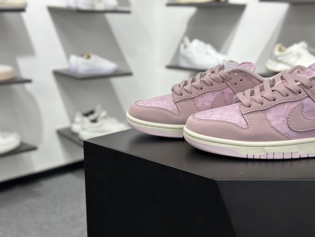NIKE SB Dunk Low 白粉 HJ5870-600