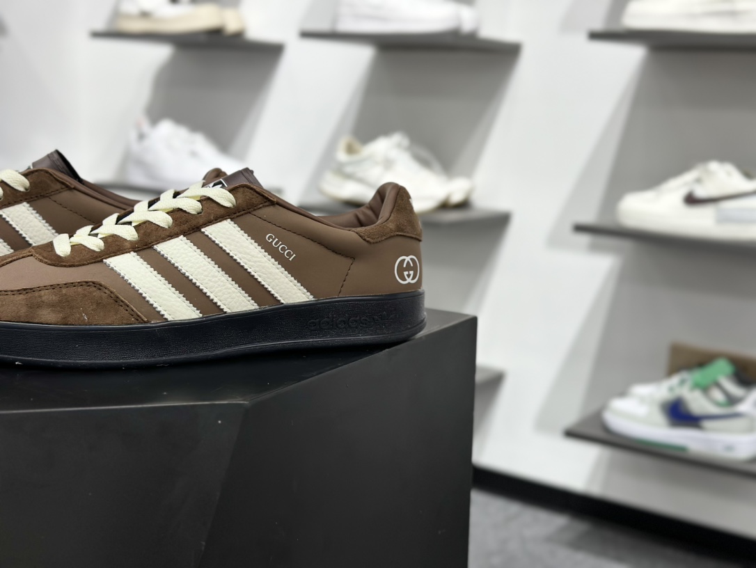 AD Gazelle Indoor Trainers 古驰联名---棕黑白 DD6604