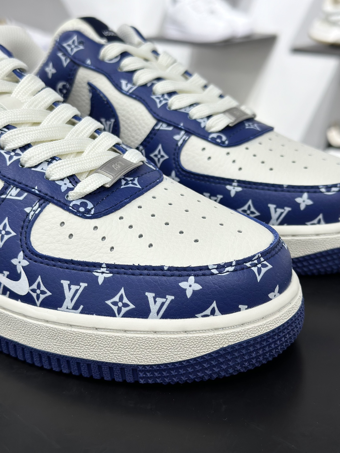 Nike Air Force 1 Low LV联名 LW9279-008