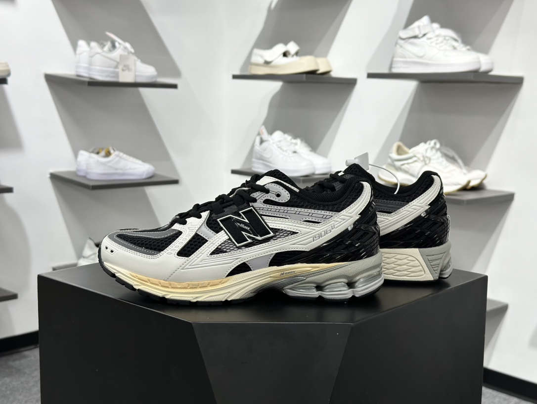 New Balance M1906系列复古单品宝藏老爹鞋款 U1906NC