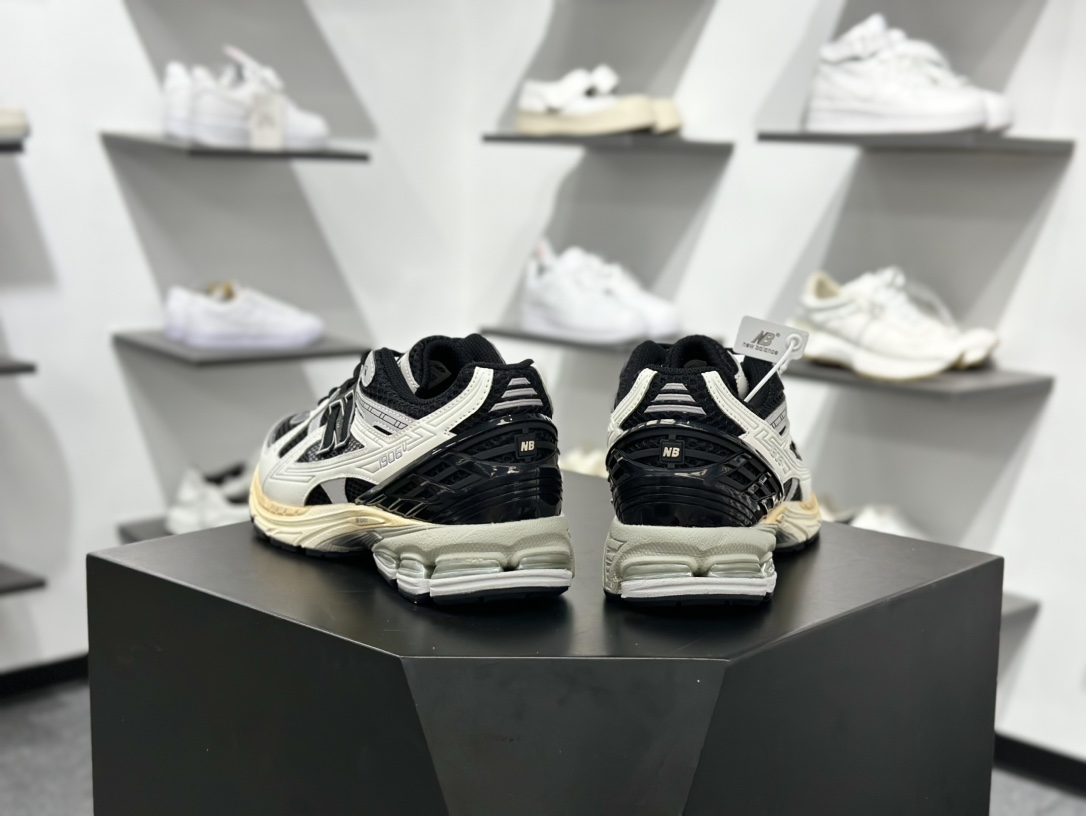 New Balance M1906系列复古单品宝藏老爹鞋款 U1906NC