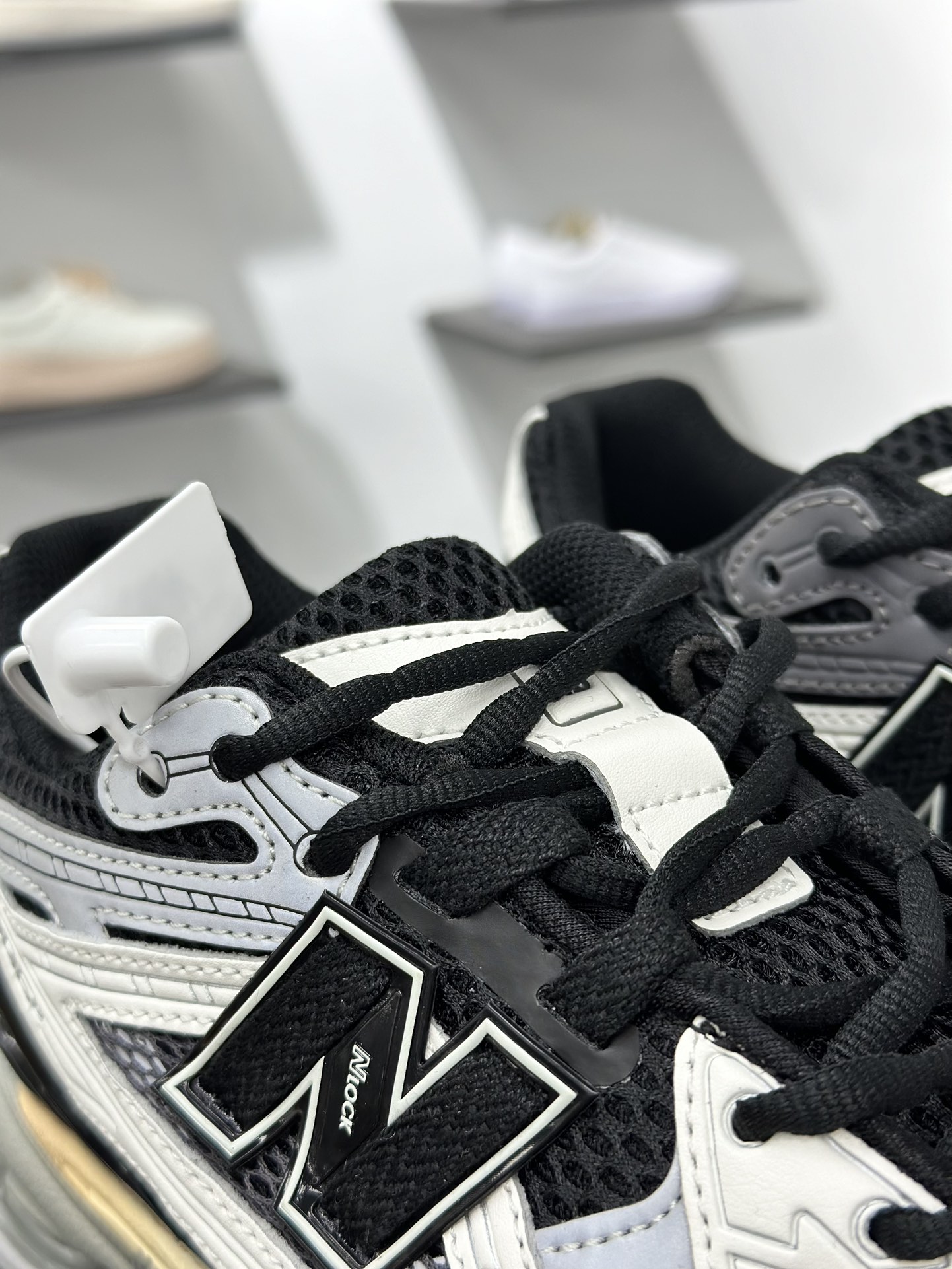 New Balance M1906系列复古单品宝藏老爹鞋款 U1906NC