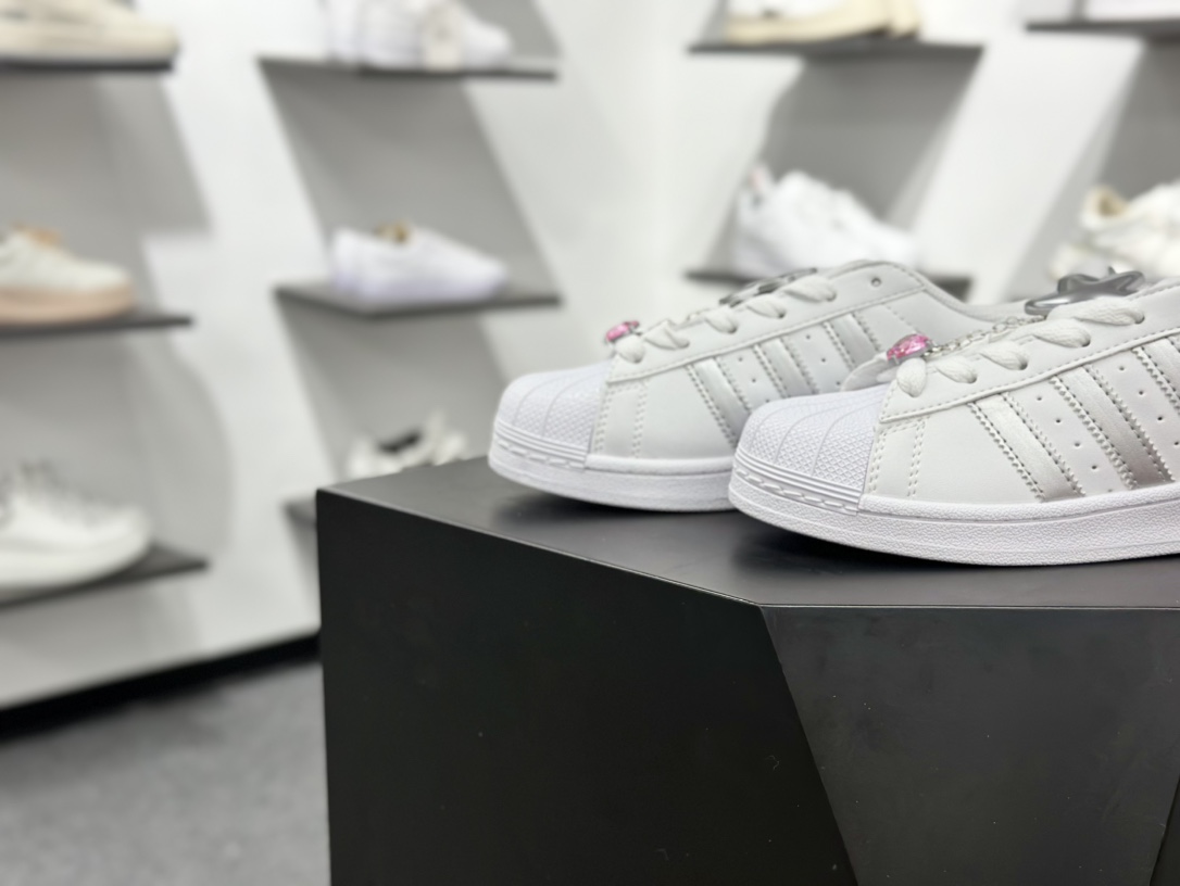 Adidas Originals Superstar 2代 2025全新版本 JQ8777