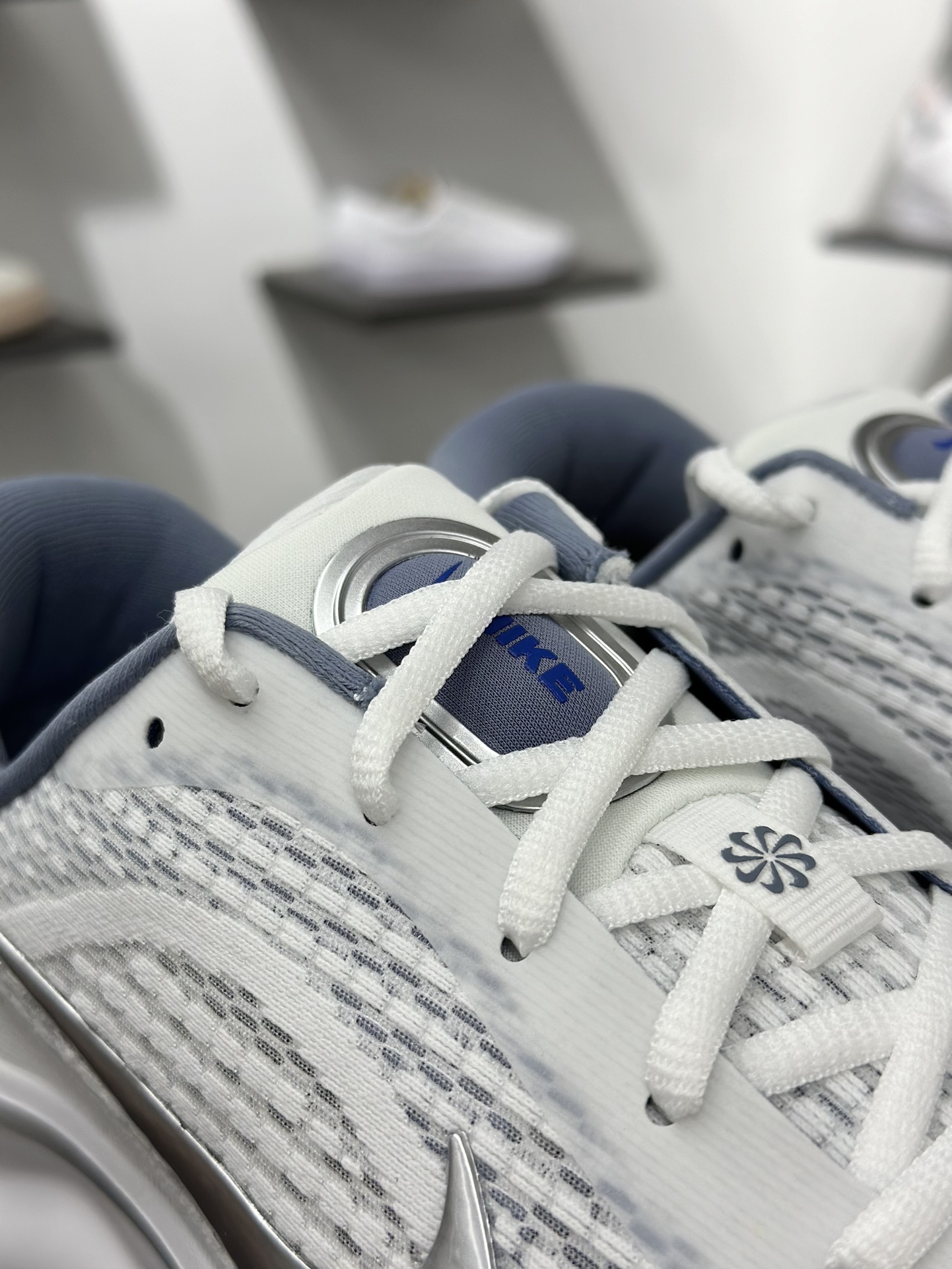 Nike Journey Run 2025跑步鞋 FN0228-104